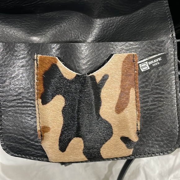 Vintage Brave 1992 leather backpack with internal pockets - Picture 6 of 9